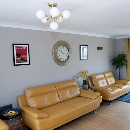 Pass The Keys Amazing 4 Bedroom Property- Hot Tub & Sea Views 스카버러 외부 사진