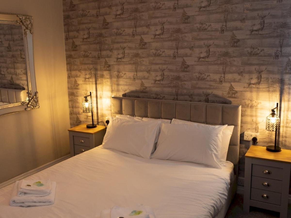Pass The Keys Amazing 4 Bedroom Property- Hot Tub & Sea Views 스카버러 외부 사진