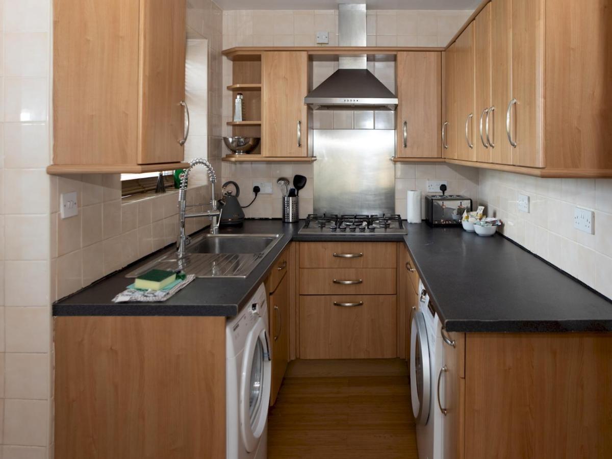 Pass The Keys Amazing 4 Bedroom Property- Hot Tub & Sea Views 스카버러 외부 사진