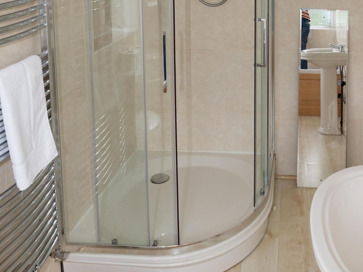 Pass The Keys Amazing 4 Bedroom Property- Hot Tub & Sea Views 스카버러 외부 사진