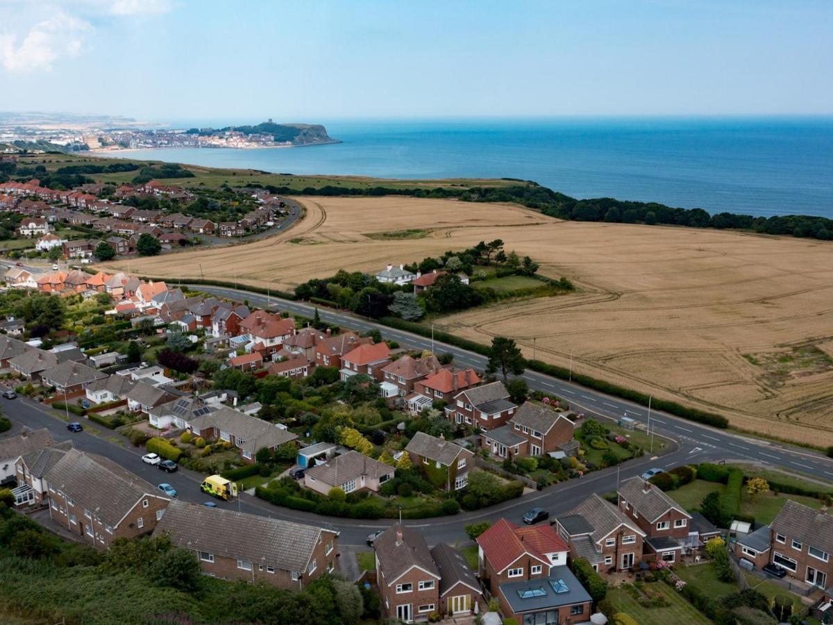 Pass The Keys Amazing 4 Bedroom Property- Hot Tub & Sea Views 스카버러 외부 사진